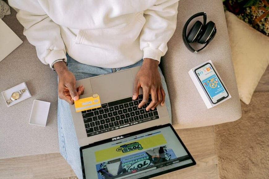 Controlling business travel spending
